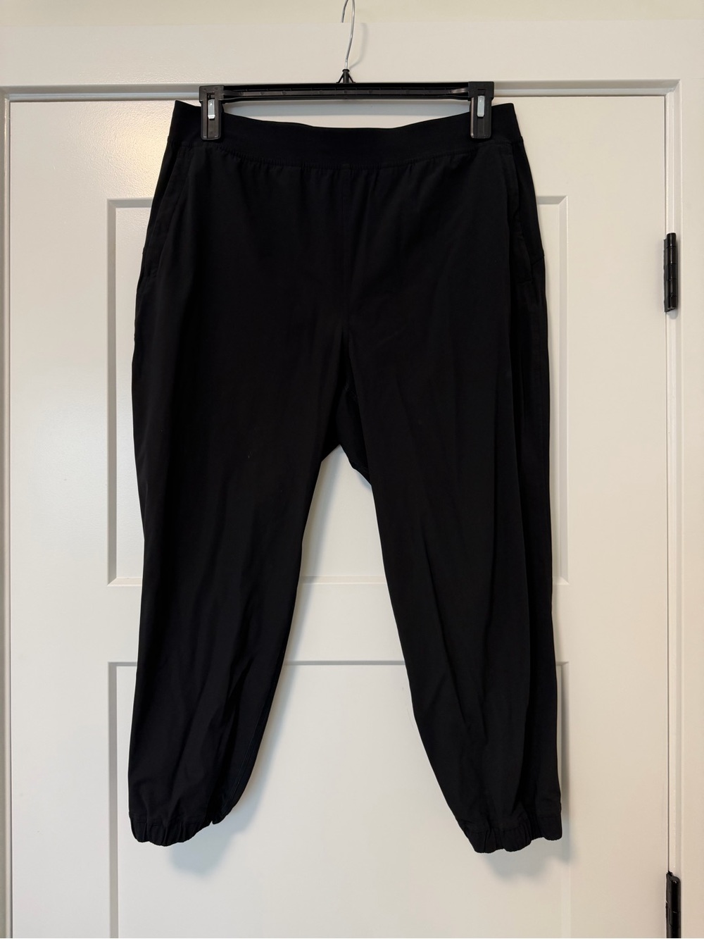 Lululemon Size 12 Adapted State Jogger Crop
